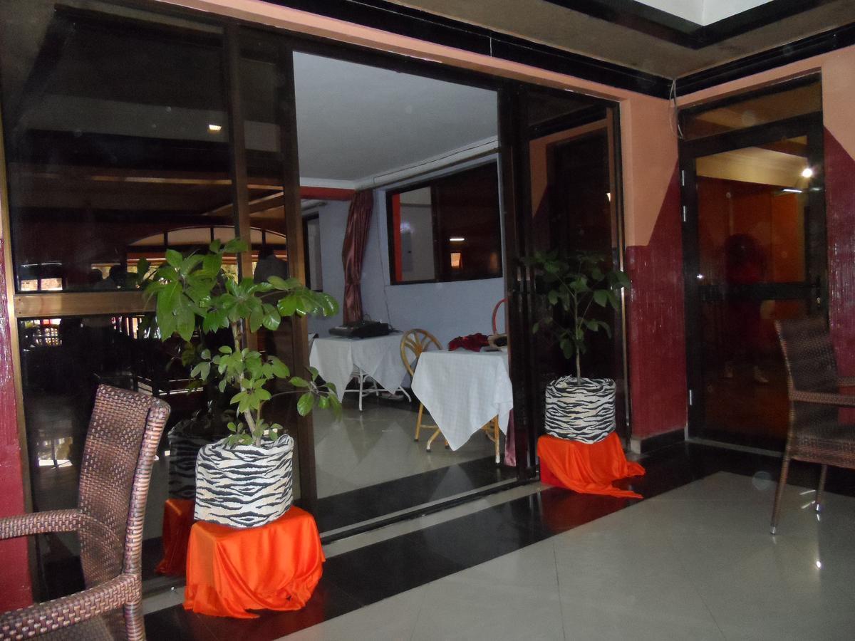 Donnies Hotel Nakuru Exterior photo